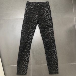 Zara pants size 4